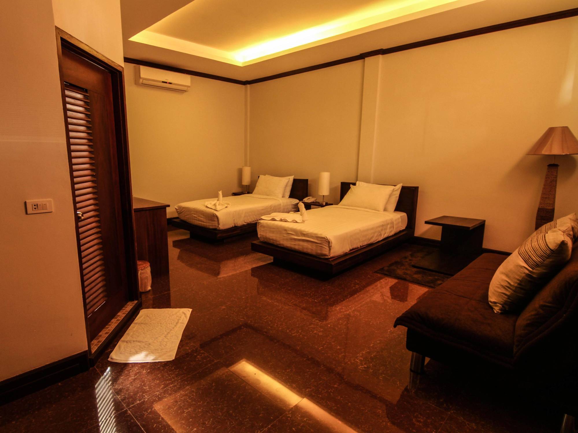 Luang Prabang Inn Buitenkant foto