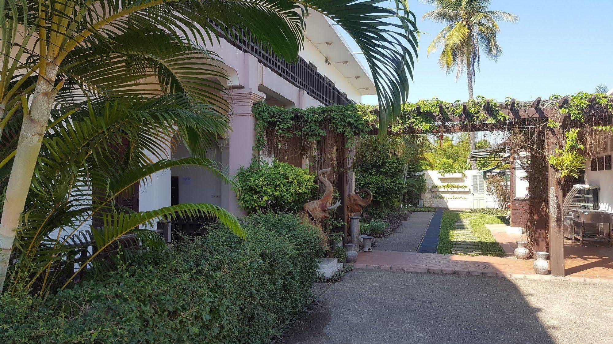 Luang Prabang Inn Buitenkant foto