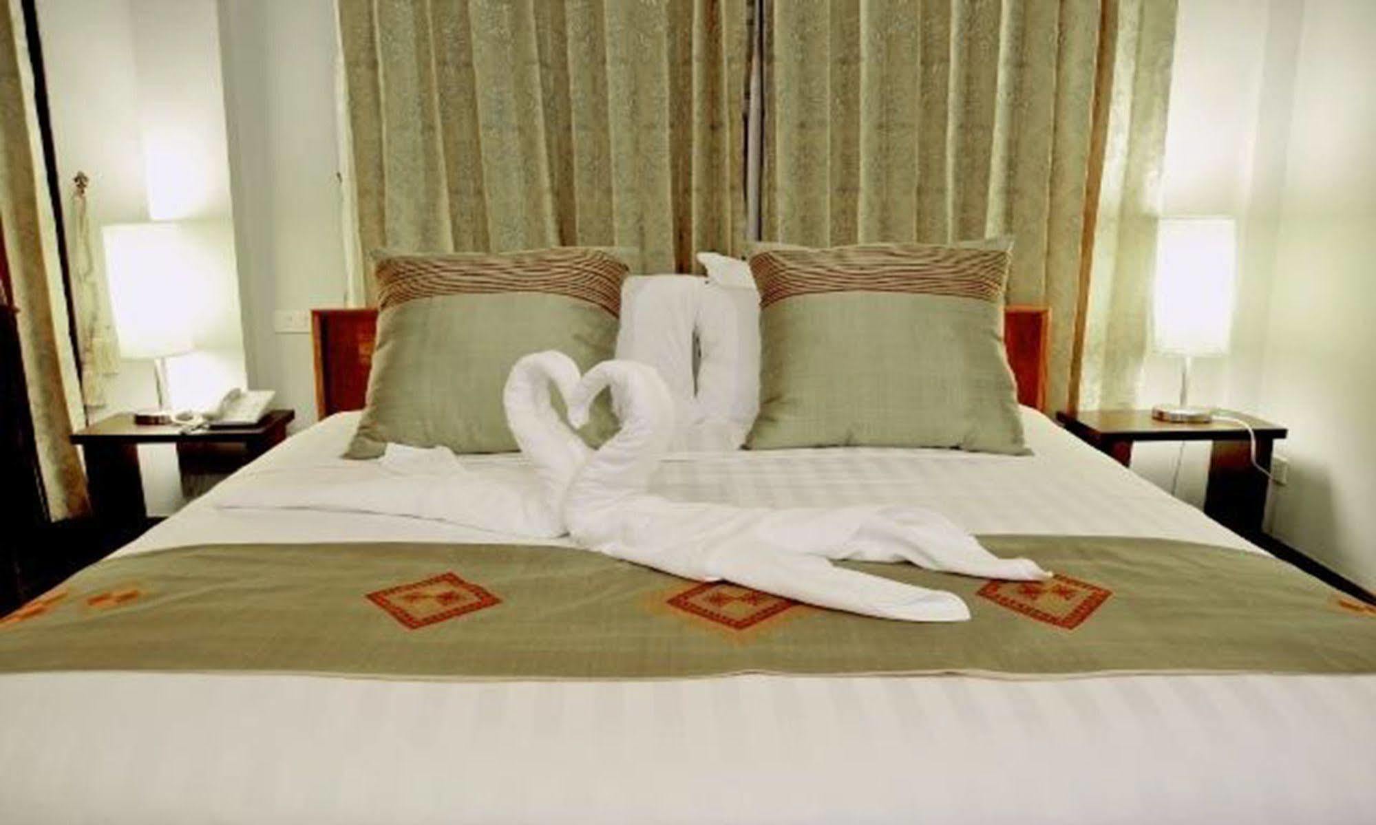 Luang Prabang Inn Buitenkant foto
